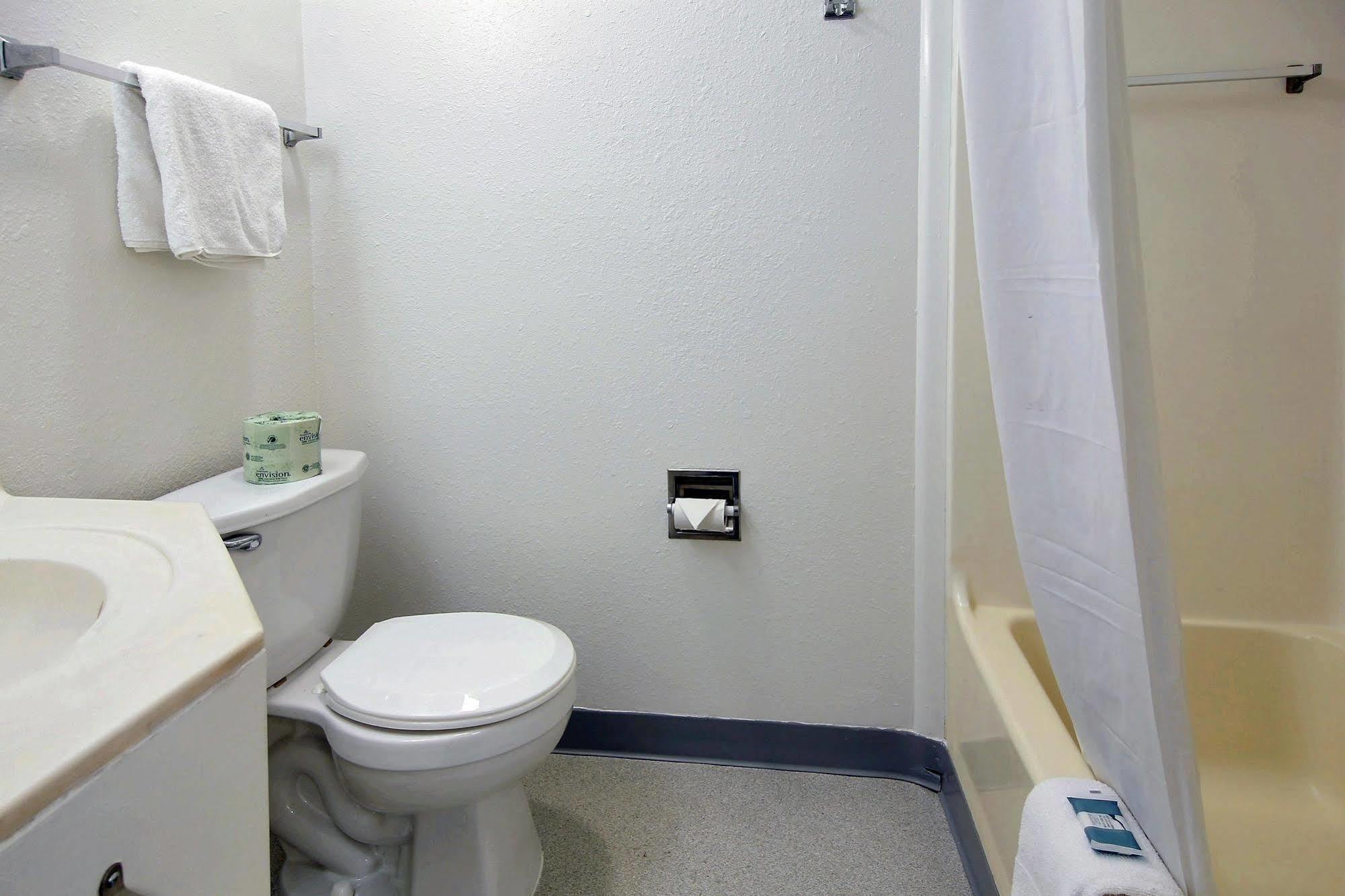 Motel 6 パーム・ベイ エクステリア 写真